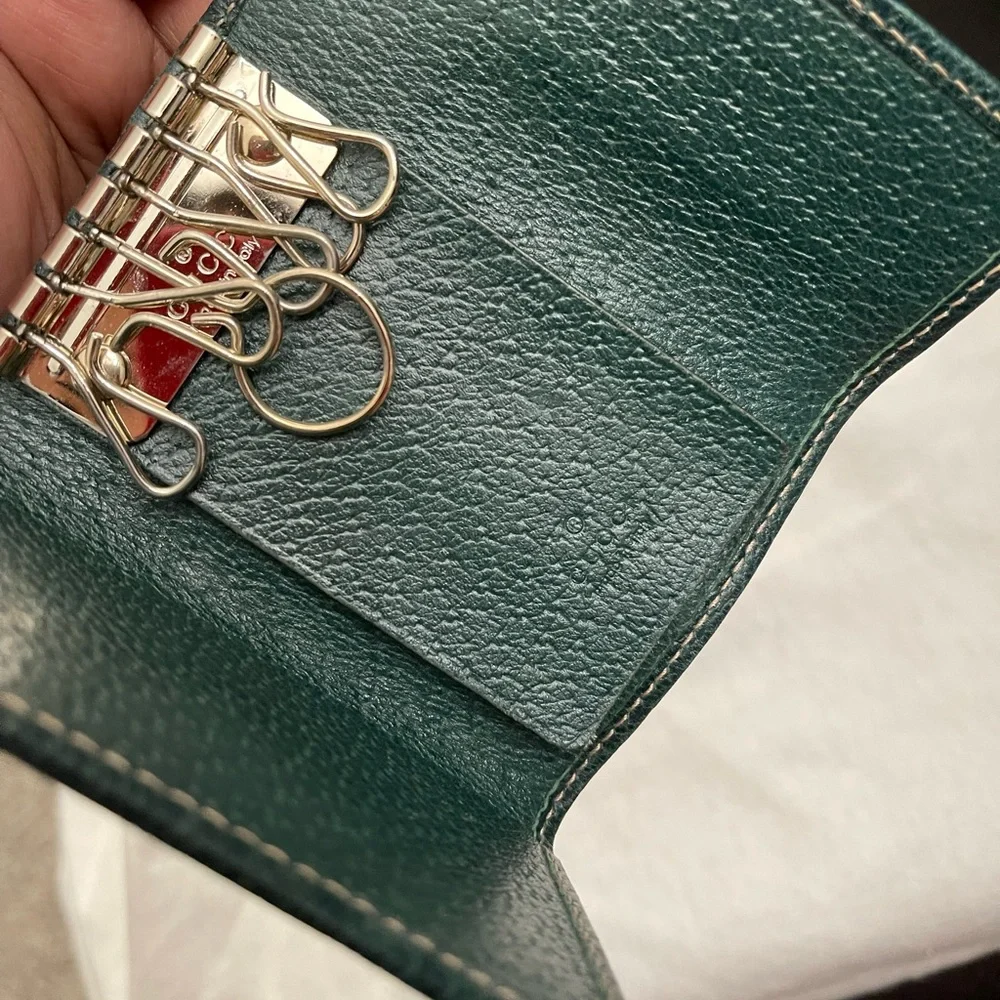 🔥Gucci Leather Key Case- Green🔥 - Picture 2 of 3